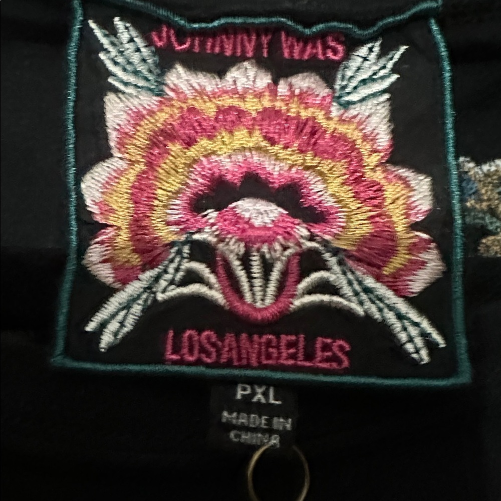 NWT Johnny Was Carmene Raw Detail Raglan $150 Tee - Picture 8 of 16